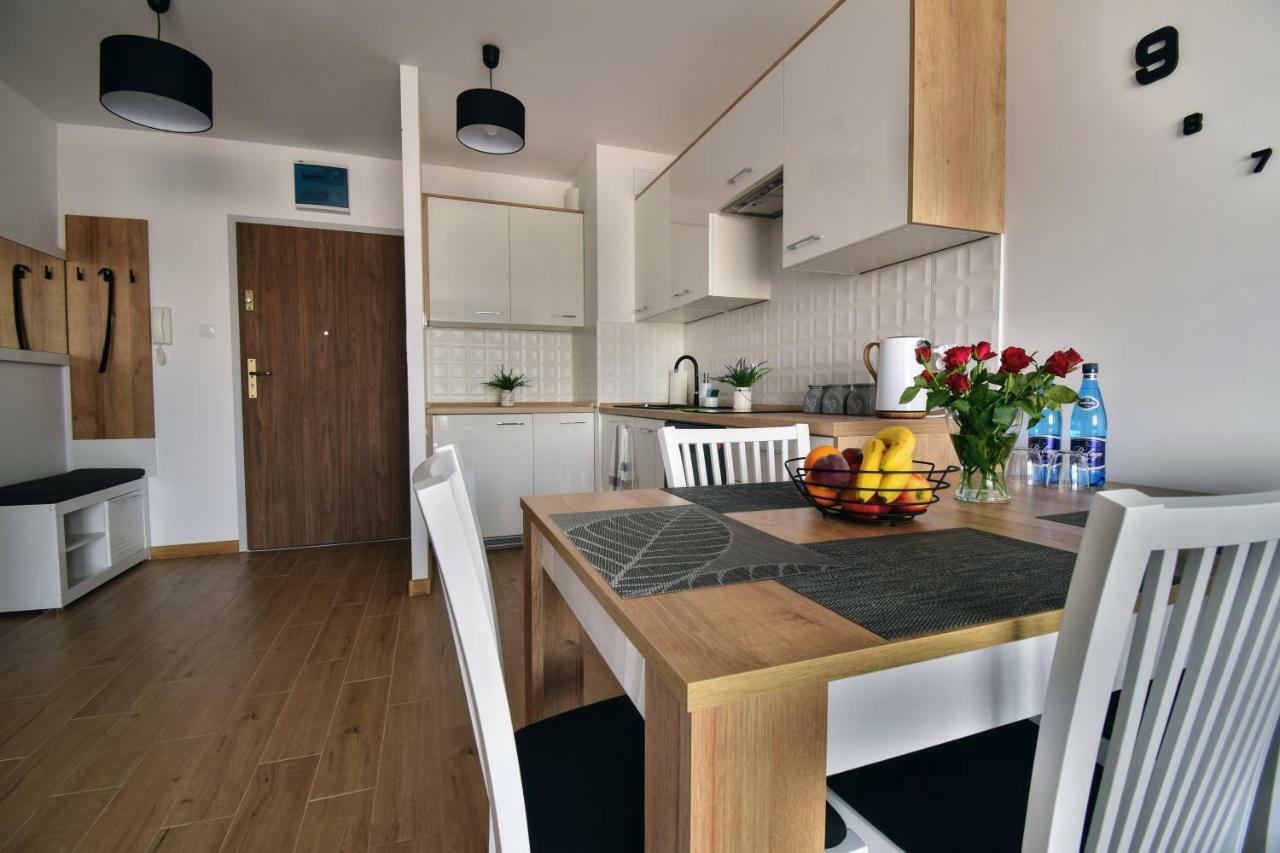 Anders Z Miejscem W Garazu I Rowerami * Kolobrzeg